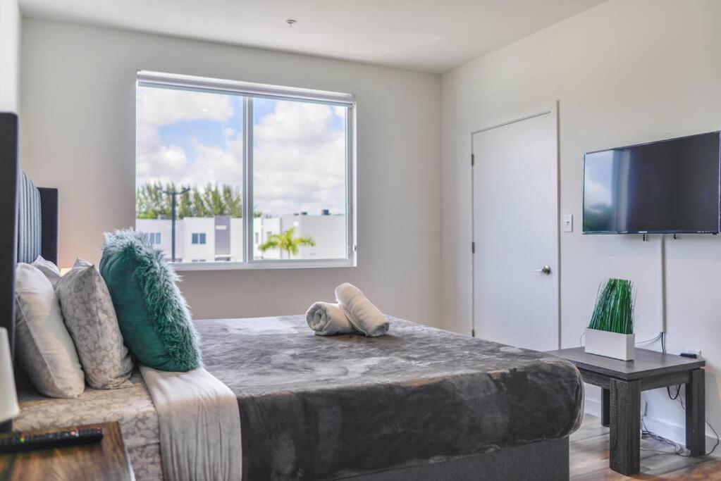 Awesome 3Br Townhouse 15Minutes From The Beach Маями Екстериор снимка