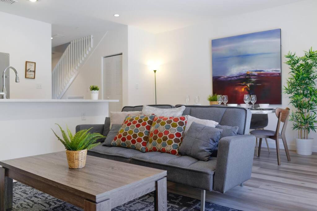 Awesome 3Br Townhouse 15Minutes From The Beach Маями Екстериор снимка