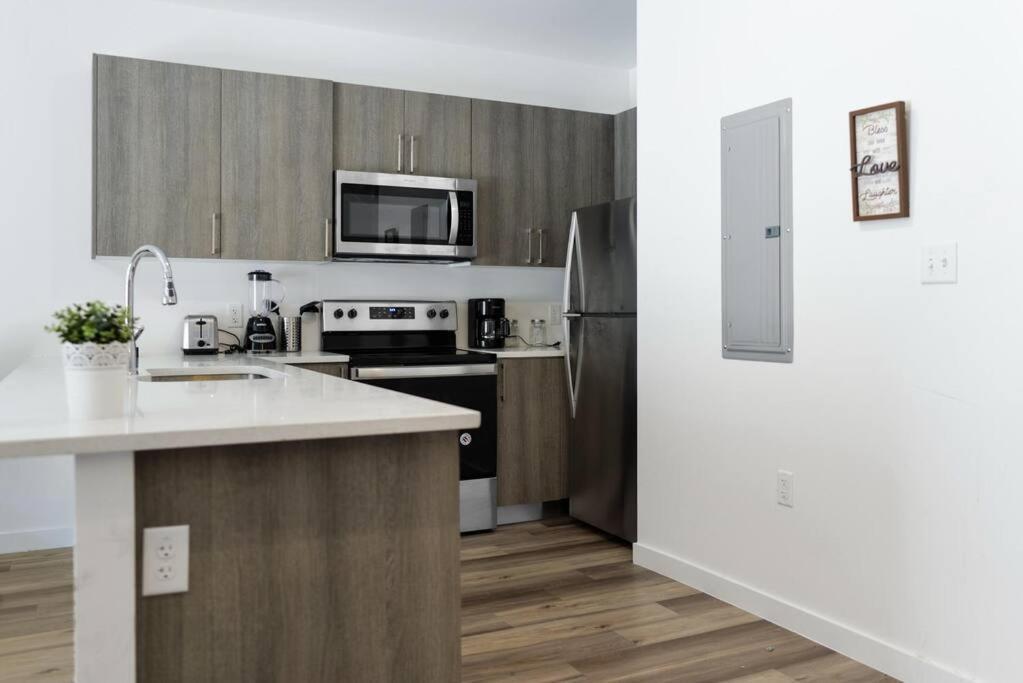 Awesome 3Br Townhouse 15Minutes From The Beach Маями Екстериор снимка